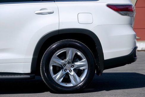 Used 2016 Toyota Highlander Limited image 12