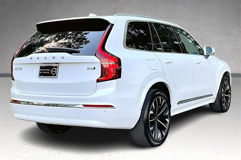 Certified 2025 Volvo XC90 B6 Plus w/ Protection Package image 6