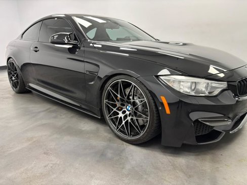 Used 2017 BMW M4 Competition image 19