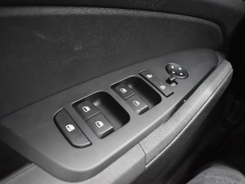 Used 2024 Kia Sportage LX image 21