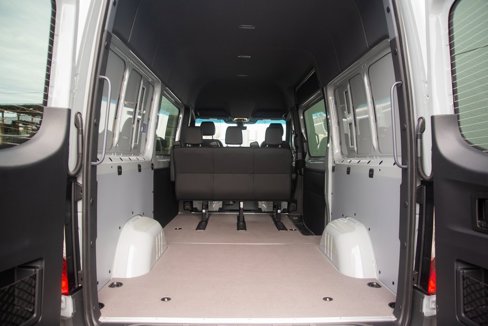Used 2025 Mercedes-Benz Sprinter 2500 image 38