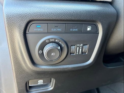 New 2024 Jeep Grand Cherokee Limited 4xe w/ Luxury Tech Group II image 8