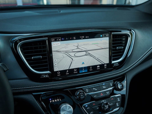 New 2026 Chrysler Pacifica Limited image 25