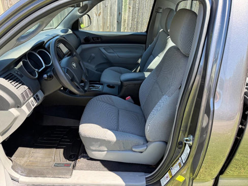 Used 2014 Toyota Tacoma 4x4 Regular Cab image 14