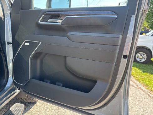 Used 2025 Chevrolet Silverado 3500 LTZ w/ LTZ Plus Package image 24