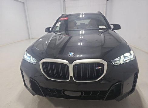 Used 2025 BMW X5 M60i w/ Climate Comfort Package image 2