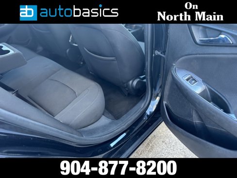 Used 2020 Chevrolet Malibu LT image 12