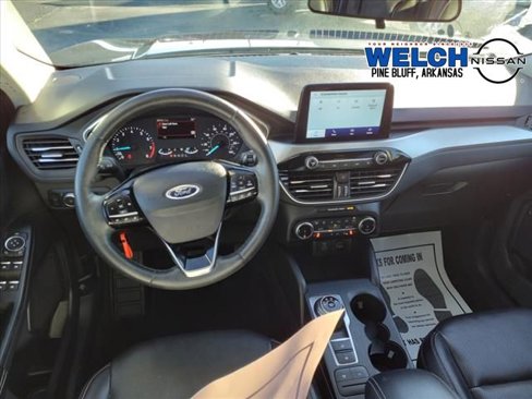 Used 2022 Ford Escape SEL image 11