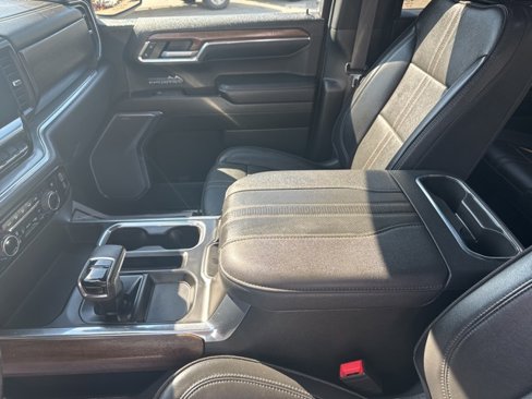 Used 2023 Chevrolet Silverado 1500 High Country w/ High Country Premium Package image 13