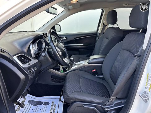 Used 2018 Dodge Journey SXT w/ Connectivity Group image 11