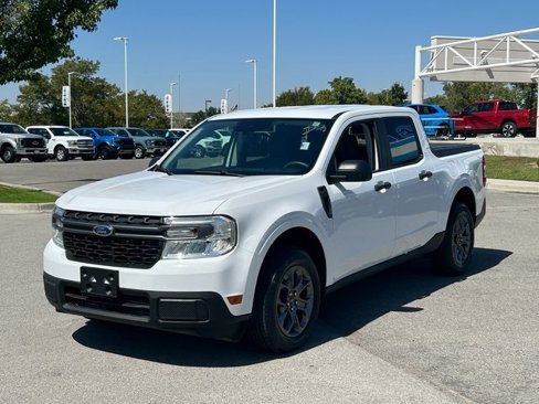 Used 2024 Ford Maverick XLT w/ Equipment Group 300A Standard image 8