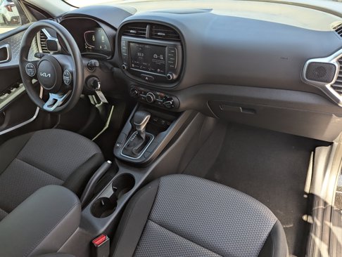 Certified 2023 Kia Soul LX image 10