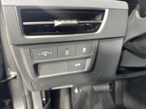 Certified 2025 Hyundai Sonata SE image 38