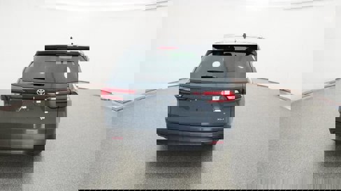 New 2026 Toyota Grand Highlander FWD image 7