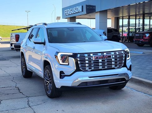 New 2026 GMC Terrain Denali image 2
