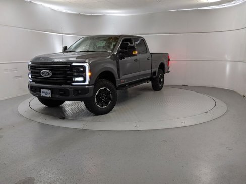 New 2026 Ford F250 Platinum w/ Tremor Off-Road Package image 6