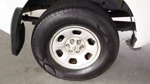 Used 2018 Nissan Frontier S image 19