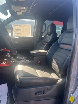 New 2025 Nissan Frontier PRO-4X w/ Pro Premium Package image 8