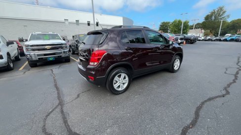 Certified 2022 Chevrolet Trax LT w/ LT Convenience Package image 8