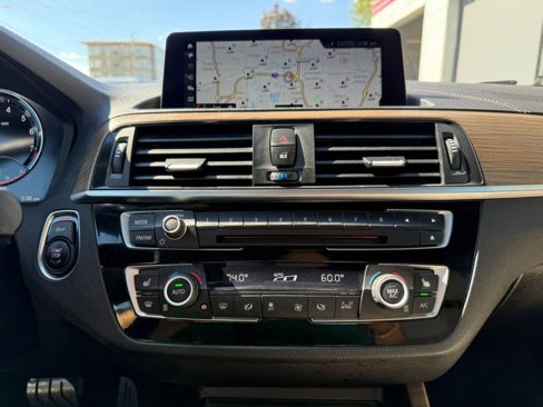 Used 2018 BMW 230i xDrive Convertible image 25