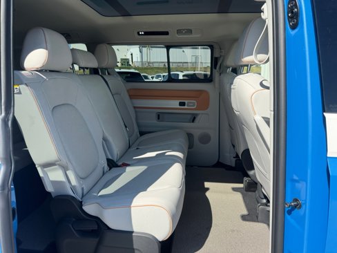 New 2025 Volkswagen ID. Buzz 1st Edition image 23