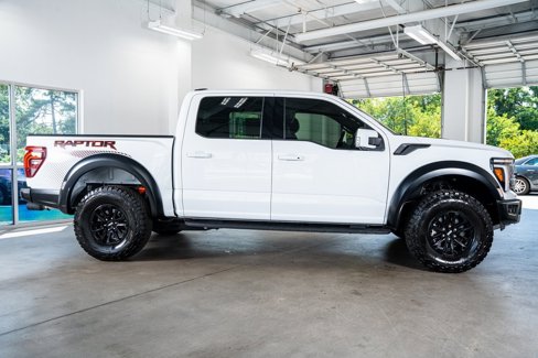 Used 2025 Ford F150 Raptor image 5