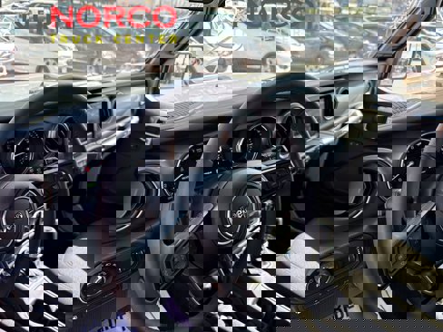 Used 2023 Jeep Wrangler Unlimited w/ Cold Weather Group image 15