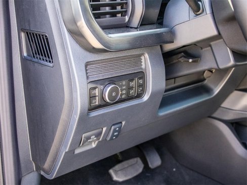 New 2025 Ford F350 Lariat w/ Lariat Ultimate Package image 31