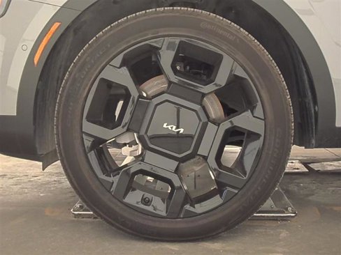 Used 2024 Kia Sorento SX Prestige image 11