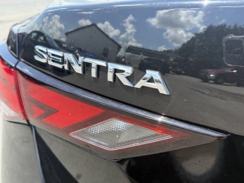 Used 2024 Nissan Sentra S image 9