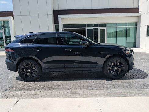 New 2026 Jaguar F-PACE R-Dynamic S image 3