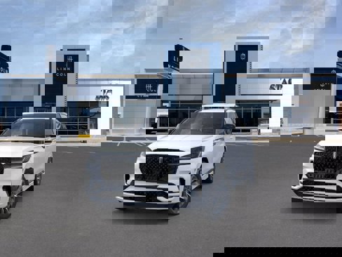 New 2025 Lincoln Aviator AWD w/ Jet Appearance Package image 2