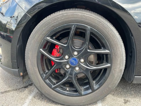 Used 2016 Ford Focus SE w/ Equipment Group 201A image 43