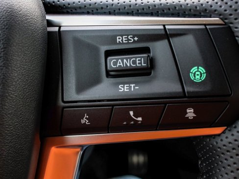 New 2025 Mitsubishi Outlander AWD image 30