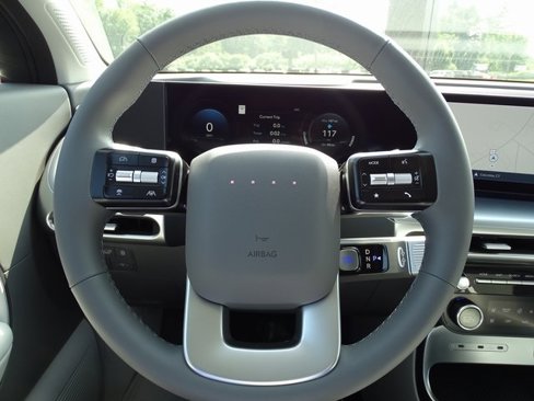 New 2026 Hyundai Ioniq 9 SEL image 17