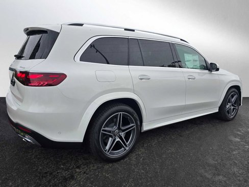 New 2026 Mercedes-Benz GLS 450 4MATIC image 3