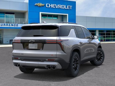 New 2026 Chevrolet Traverse Z71 w/ Driver Confidence Package image 4