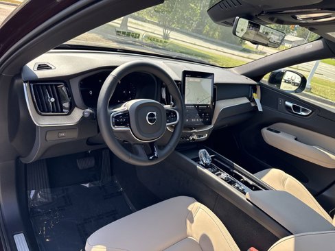 New 2026 Volvo XC60 B5 Core w/ Protection Package Premier image 14