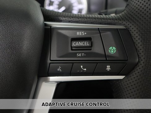 New 2025 Mitsubishi Outlander SE image 5