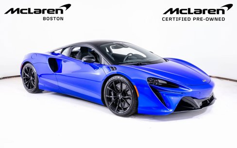 Used 2023 McLaren Artura image 7