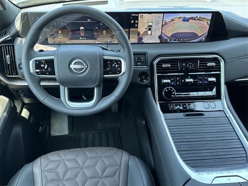 New 2025 Nissan Armada Platinum Reserve image 17