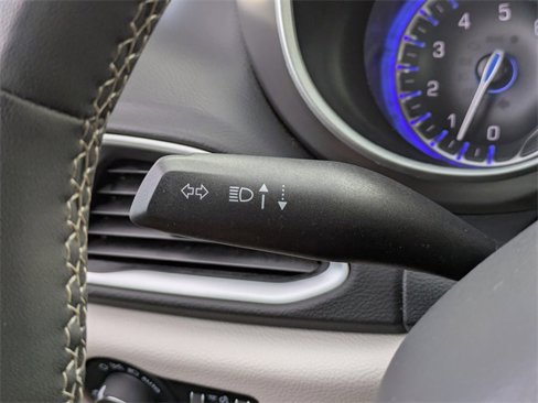 Used 2024 Chrysler Pacifica Touring-L image 26