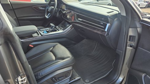 Used 2019 Audi Q8 Premium Plus image 31