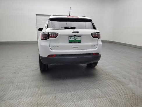 Used 2022 Jeep Compass Latitude w/ Sun and Sound Group image 6