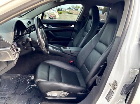 Used 2014 Porsche Panamera 4 image 11