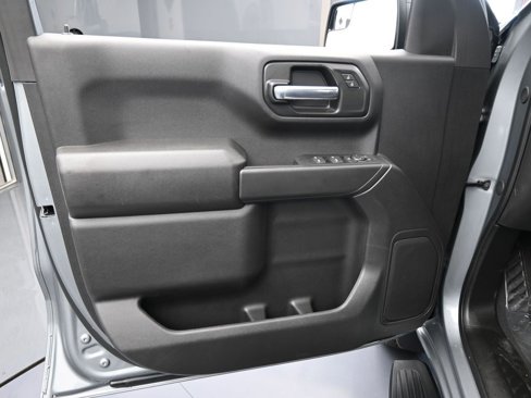 Used 2025 Chevrolet Silverado 1500 Custom Trail Boss w/ LPO, Dark Essentials Package image 12
