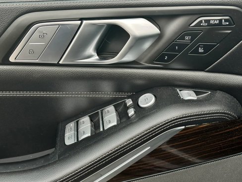 Used 2019 BMW X7 xDrive40i w/ Premium Package image 14