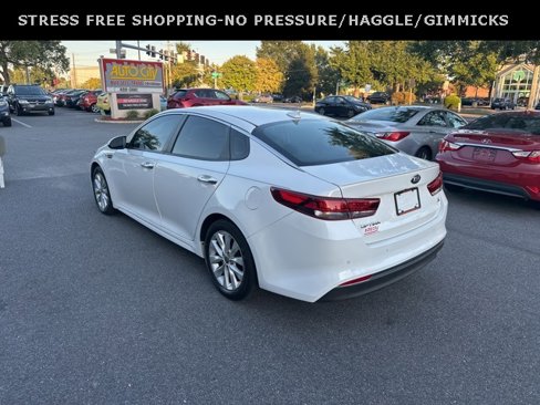 Used 2018 Kia Optima S image 28
