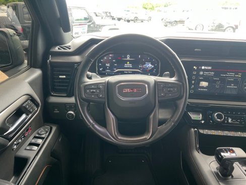 Used 2024 GMC Sierra 1500 AT4 w/ Technology Package image 28