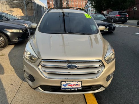 Used 2018 Ford Escape SEL image 4